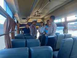 Satlantas Polres Tanjung Perak Lakukan Ramp check di Garasi PO Bus Jaya Utama