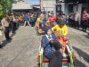 Barongsai iringi Bunda Ita Mbak Zuli Naik Becak Daftar CAKADA Ke KPU