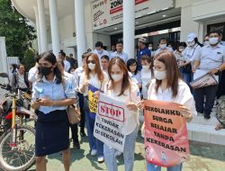 Viral Siswa Dipaksa Sujud dan Gonggong, Relawan Kawal Gibran Dukung Proses Hukum Ivan Sugianto