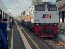 Tambah Kapasitas Angkut, KAI Commuter Lakukan Penyesuaian Sarana Commuter Line di Area Surabaya